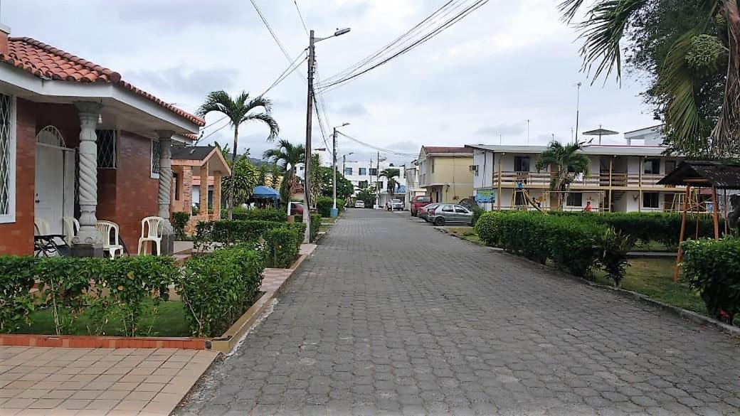 Puerto Esperanza - Cabaplan Apartment Tonsupa Luaran gambar